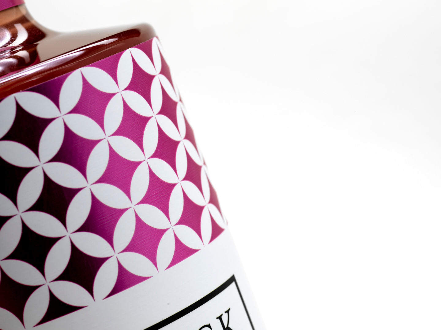 Pink Elderflower Gin 70cl / 37.5%abv