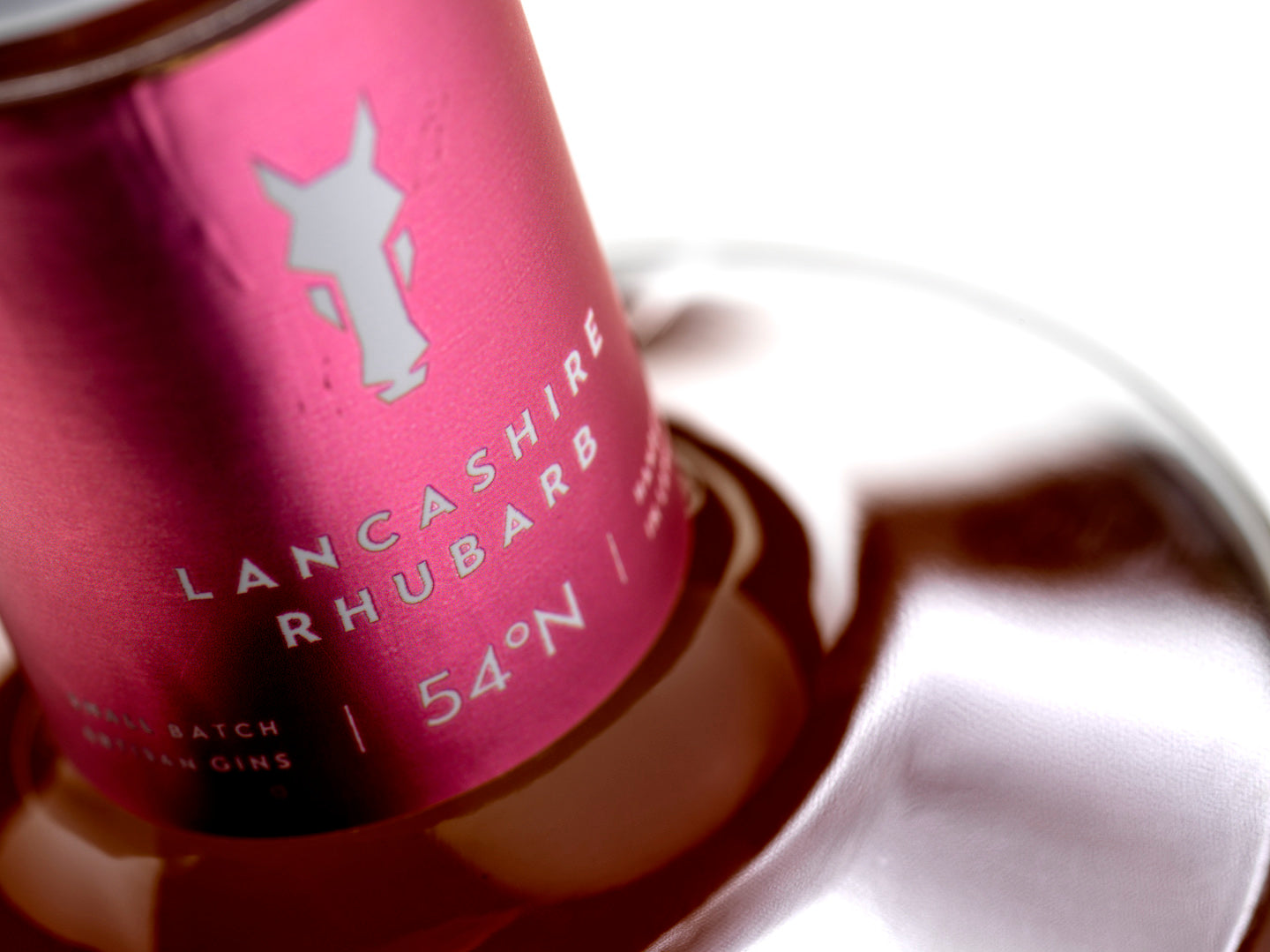 Lancashire Rhubarb Gin 70cl / 37.5%abv